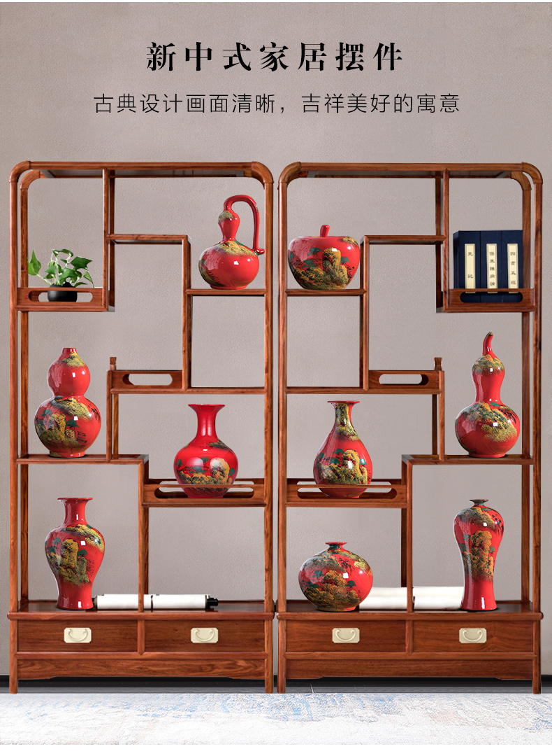 Jingdezhen ceramics hand draw freehand brushwork in traditional Chinese red porcelain vases, flower arrangement sitting room adornment of Chinese style household furnishing articles