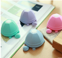 Cross-border hot-selling creative mobile phone bracket Headphone winder Suction cup bracket small turtle silicone mobile phone universal