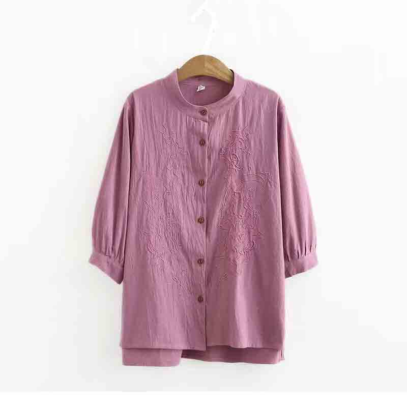 Middle-aged spring new large size loose ladies embroidery lamp seven-point cage sleeve aging jacket middle-aged and elderly mother shirt