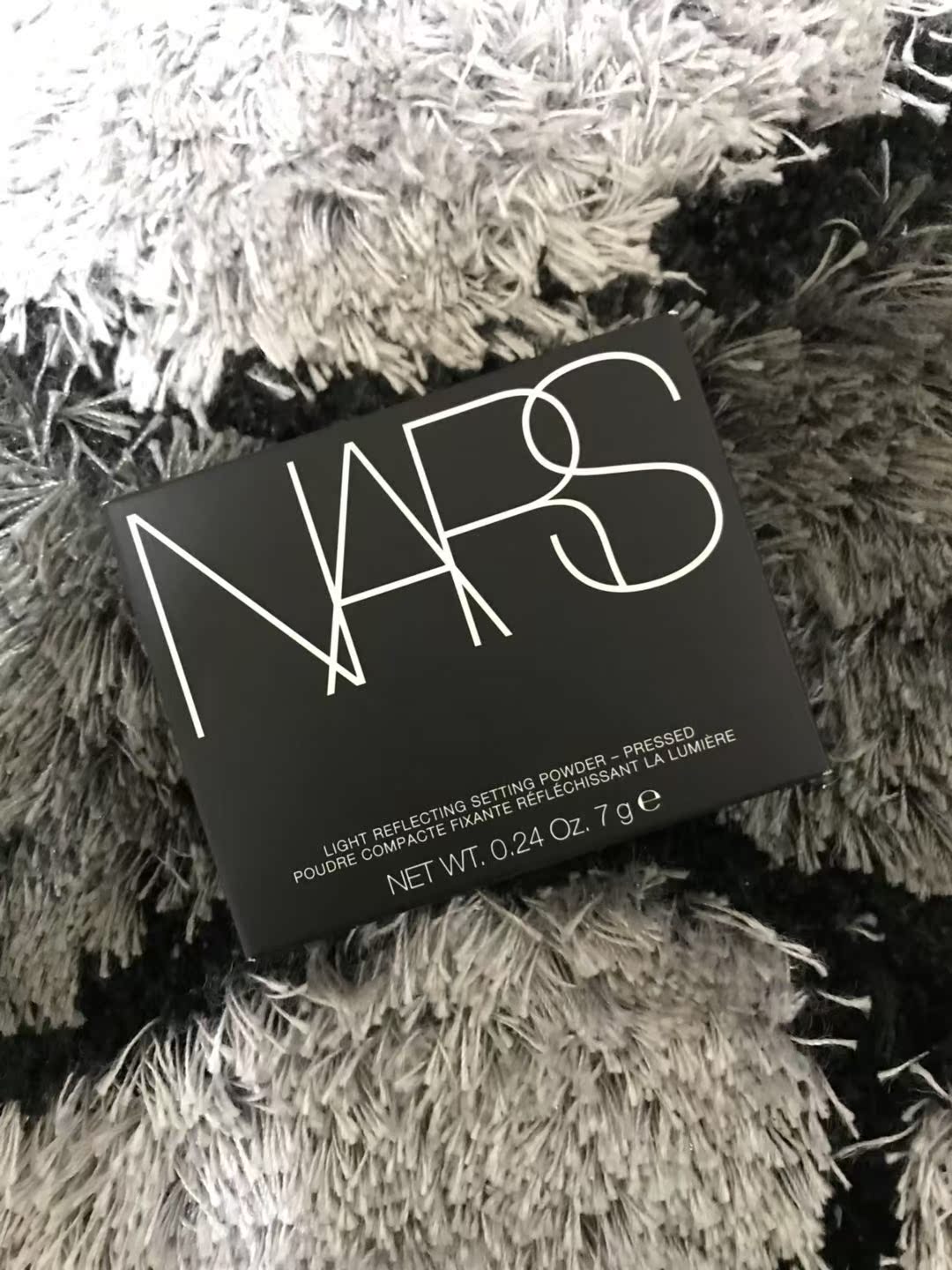 Phấn phủ màu nude NARS / phấn nền mềm 7g kiểm soát dầu trang điểm hiệu quả là siêu - Quyền lực phấn nén innisfree