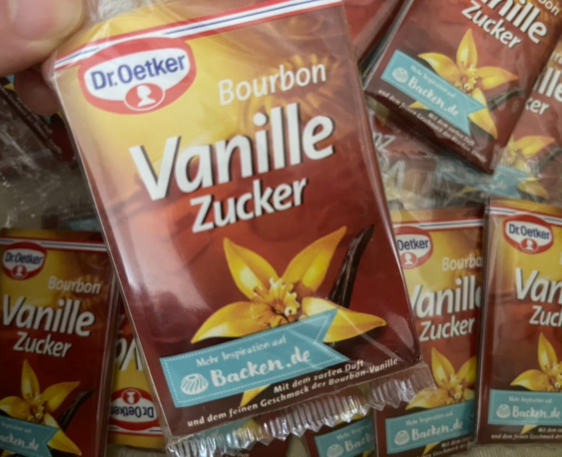 Spot Germany buys Dr Oetker Vanille baked bourbon natural vanilla sugar powder 8g