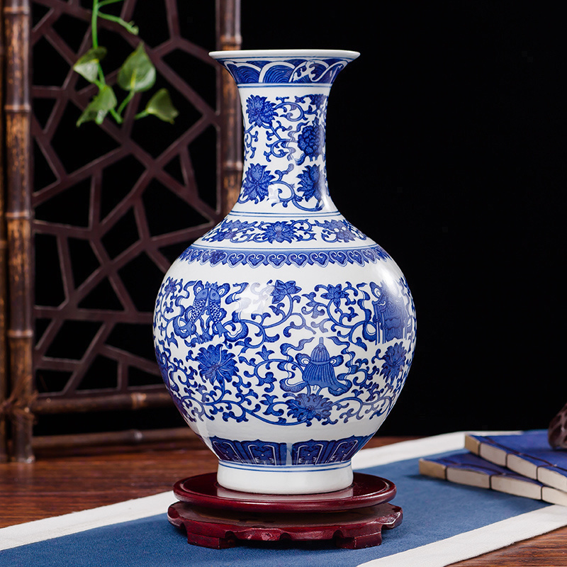 Jingdezhen ceramics antique flower arrangement of blue and white porcelain vase Chinese style furnishing articles contracted household act the role ofing is tasted the sitting room of handicraft