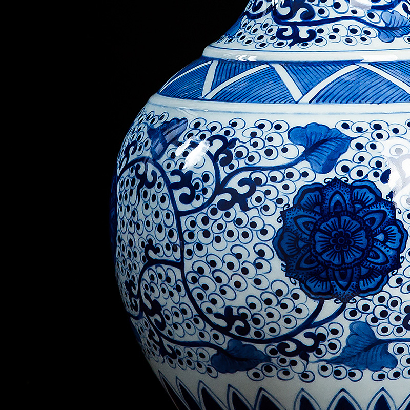 Jingdezhen ceramics hand - made porcelain bound branch lotus home sitting room adornment wine bottle furnishing articles of handicraft