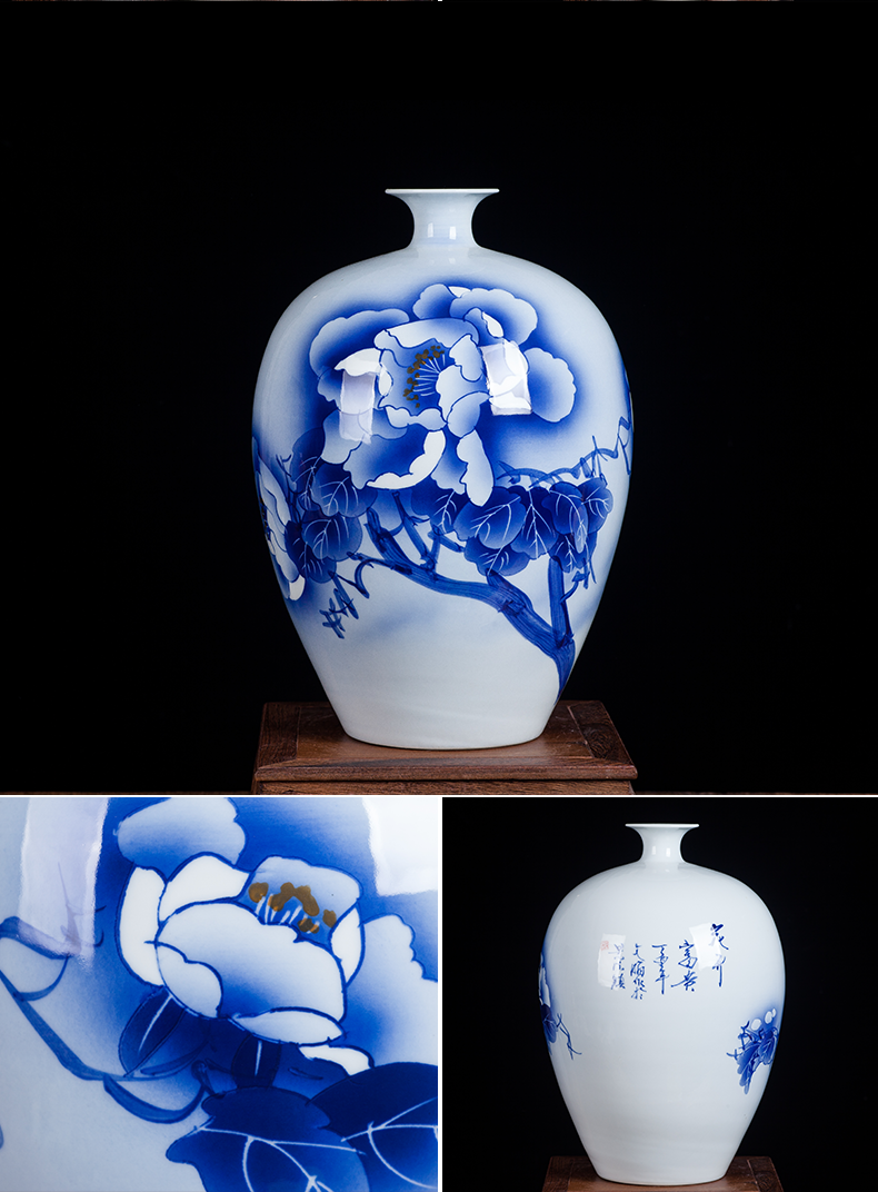 Jingdezhen blue and white ceramics hand - made vases, flower arrangement sitting room of Chinese style household wine cabinet office furnishing articles ornament