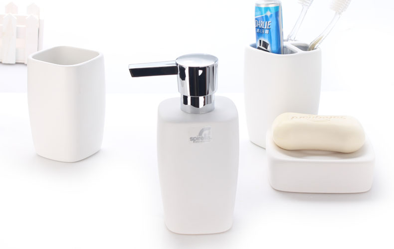 SPIRELLA/silk pury ceramic bathroom brushing mouthwash mouthwash 4 cup cup galaxy suit to wash