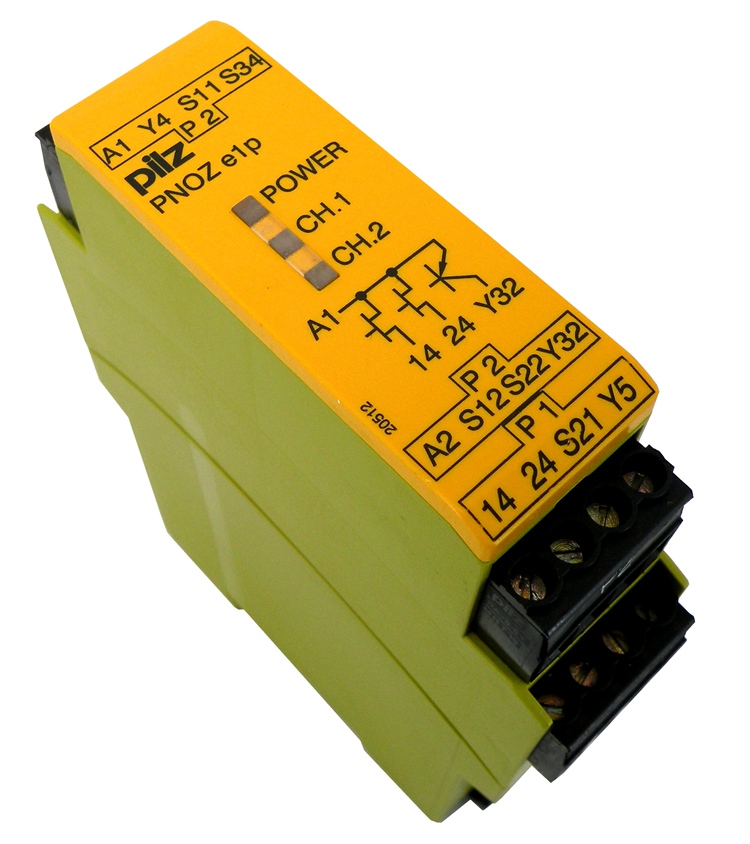New original French Pilz PILZ safety relay PNOZ E1P 774130
