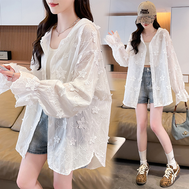 Heavy-Duty Three-Dimensional Floral Embroidery Hooded Shirt for Women, Summer Loose Casual Breathable Thin Sun-Protective Shirt, Air-Conditioning Shirt
