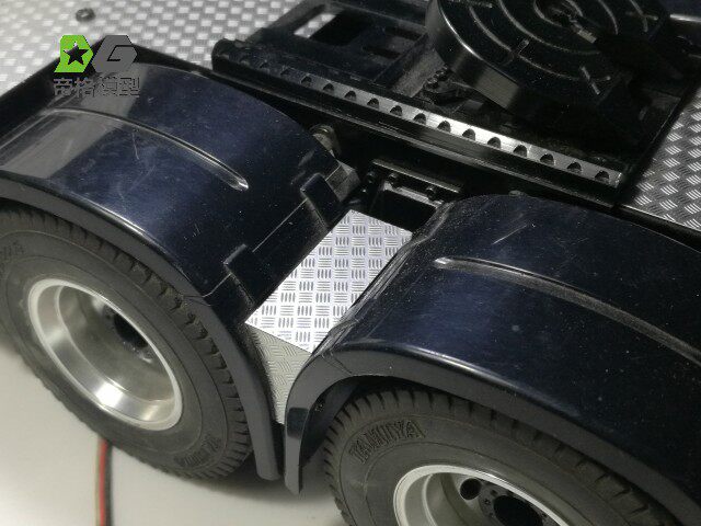 DGModel für Tamiya 1/14 Traktor-Dekorplatte, rutschfeste Platte 620 56323 für MAN 3363 – Detail 1
