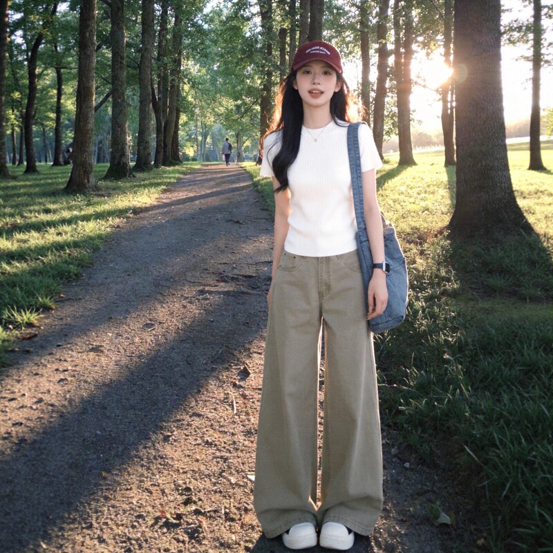 Salt-Style High-End Sports Suit for Women, Summer Loose-Fitting Korean Fashion, Stylish Short-Sleeved Wide-Leg Pants, Casual Two-Piece Set Salt-Style High-End Sports Suit for Women, Summer Loose-Fitting Korean Fashion, Stylish Short-Sleeved Wide-Leg Pants, Casual Two-Piece Set