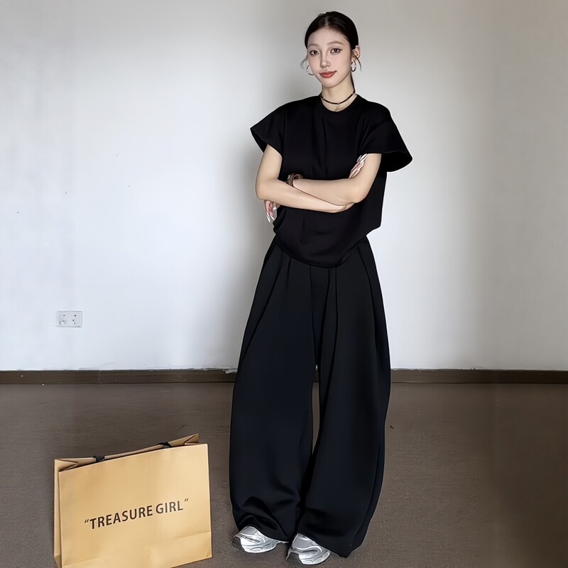 American-Style Lazy Sportswear Suit for Women, Summer Loose Fit, Slimming, Fashionable Short-Sleeve Top and Wide-Leg Pants, Casual Two-Piece Set, Trendy