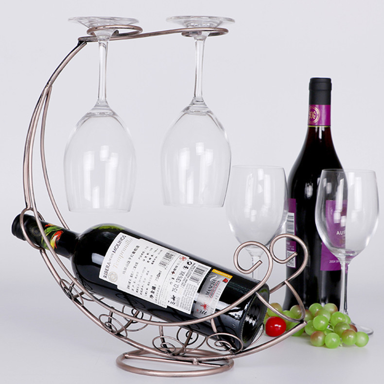 Creative Red Wine Rack Red Wine Glass Shelf European-style Wine Shelf Fashion Wine Bottle Rack Sea Pirate Ship High Foot Cup Rack Swing