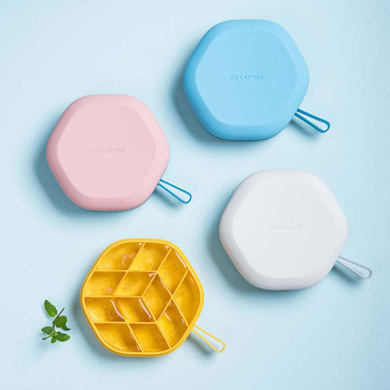 Frozen Ice Cubes SILICA GEL ICE GG MOLD WITH LID ICE-MAKING BOX ICE HOCKEY ICE-MAKING HOMEMADE ICE CREAM BOX FROZEN SUB-FOOD GG