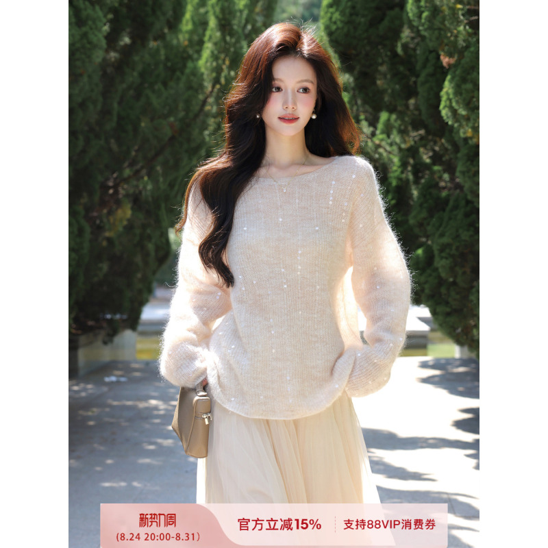 Plums Are Ripe, and the Women's Autumn and Winter Soft and Lazy Round-Neck Loose Knit Sweater Made of Mohair with a Creamy Oatmeal Texture Plums Are Ripe, and the Women's Autumn and Winter Soft and Lazy Round-Neck Loose Knit Sweater Made of Mohair with a Creamy Oatmeal Texture