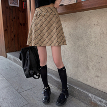 Plum cooked casual Joker skirt women 2021 early autumn new sweet beauty love button A short skirt