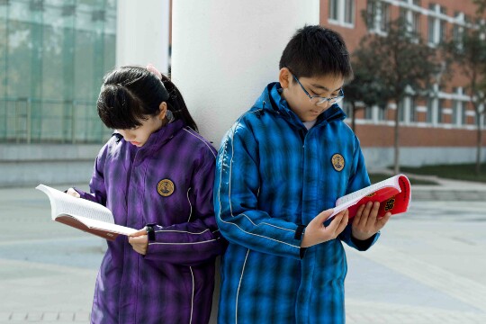 Old down jacket Nanjing foreign language school Xianlin branch down jacket top winter school uniform