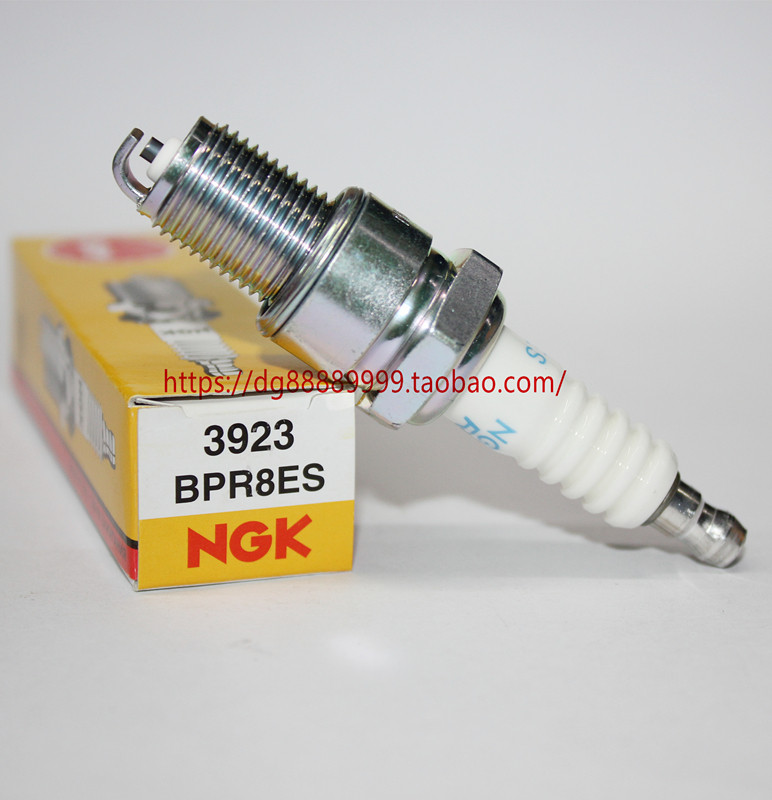 TZR125 NSR250 two-stroke power umbrella black magic NGK resistance BPR8ES spark plug B8ES BR8ES