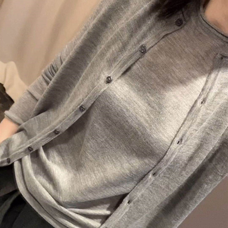 Fine spinning ultra-thin round neckline cashmere cardiovert jacket Two sets woman knit slim Grey Goat Sweatshirt Suit Outside set with long sleeves