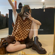 (9 zero 95 fold full reduction member discount) checkerboard series plaid vest knitted cardigan women