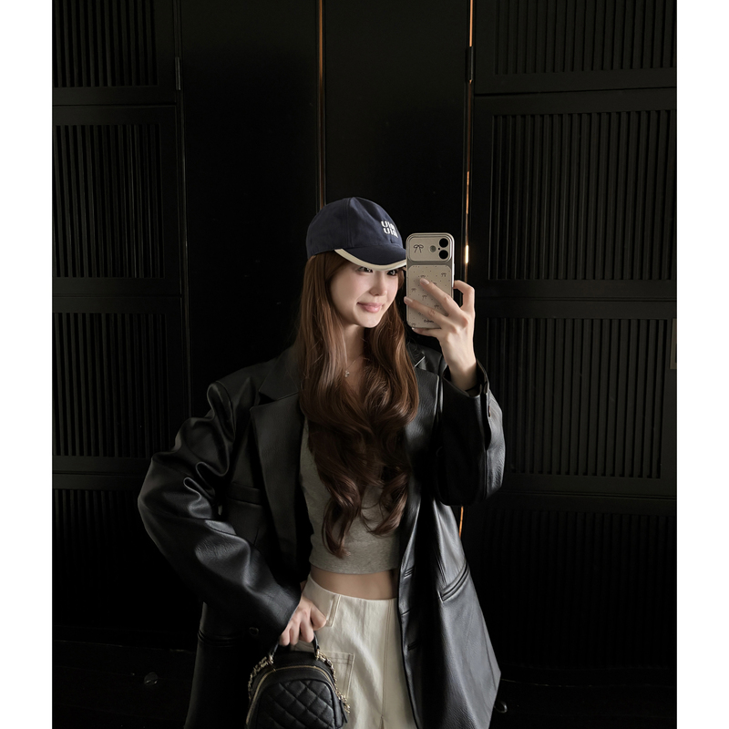 Summer Vintage Hong Kong Style Loose-Fitting Leather Blazer for Women, 2026 Autumn New Small-Sized Suit