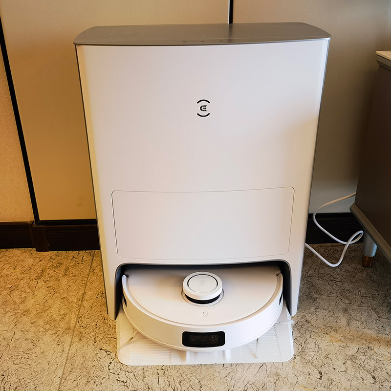 Kovos T10 OMNI sweep robot automatically sweep and floor wash dust collection machine