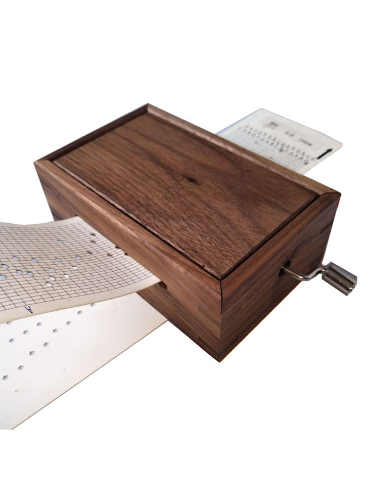 30-tone hand-rolled paper tape music box custom tracks song music box Birthday gift girl practical high-end atmosphere