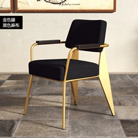 Золотые ноги Черное белье