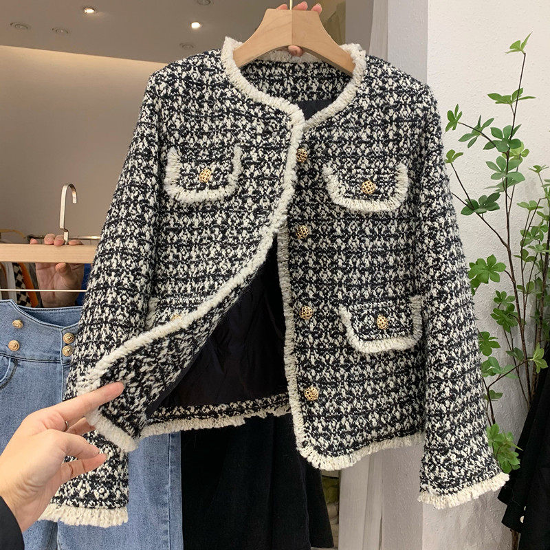 Add-down small fragrant wind jacket Female thickened 2021 Winter new short Thin White Duck Suede Woven Blouse