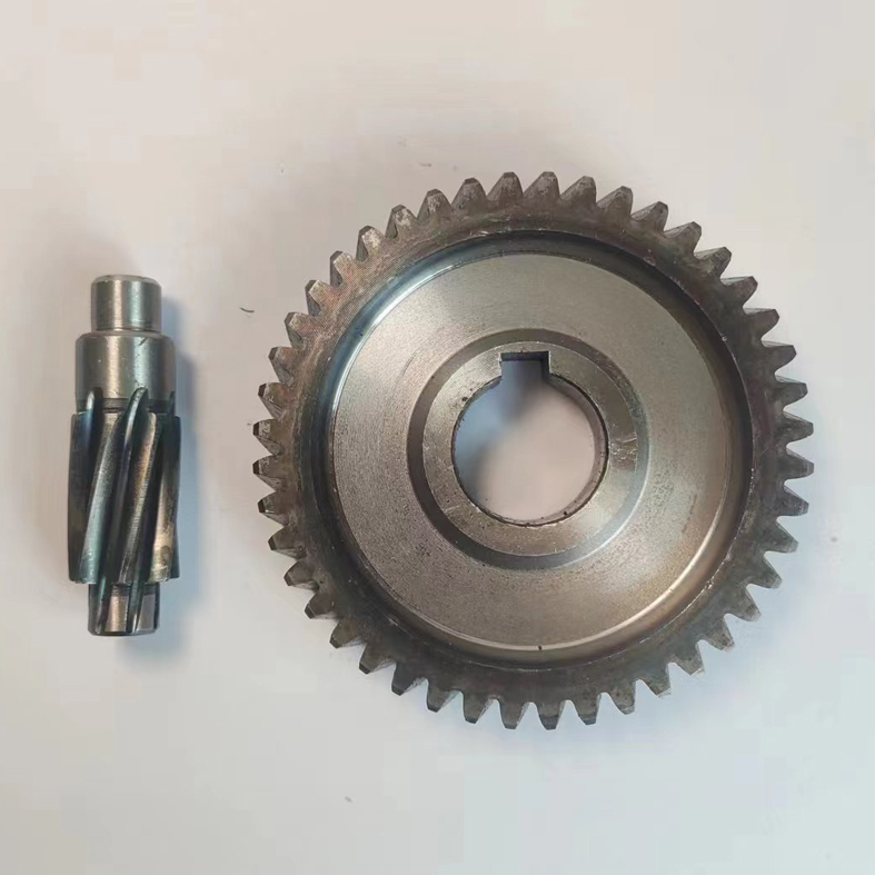 Original Parts for the Chunyu Cy300 Crane: Secondary Gear and Gear Shaft