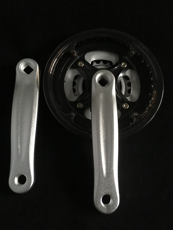 Mountain bike square hole tooth plate 21 tooth plate 27 speed 24 bicycle 7 road 8 aluminum alloy 9 speed crank with guard plate