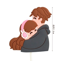 Коричневое зимнее объятие и теплая пара