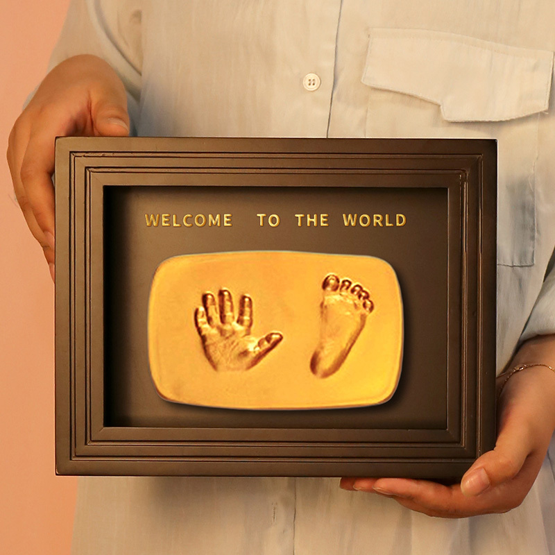 Baby Ink Pad for Handprints and Footprints, One-Year-Old and Hundred-Day Ceremony, Newborn Baby Umbilical Cord, Newborn Girl, Colored Solid Wood Photo Frame Baby Ink Pad for Handprints and Footprints, One-Year-Old and Hundred-Day Ceremony, Newborn Baby Umbilical Cord, Newborn Girl, Colored Solid Wood Photo Frame