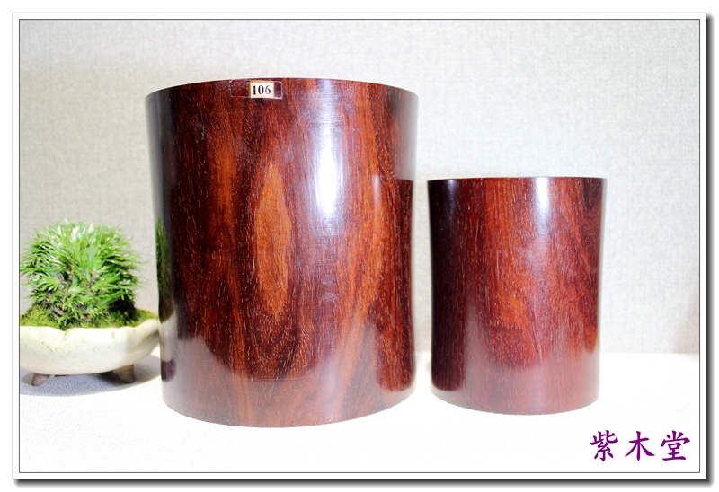 Small Leaf Red Sandalwood Old Material Pen Holder(106)