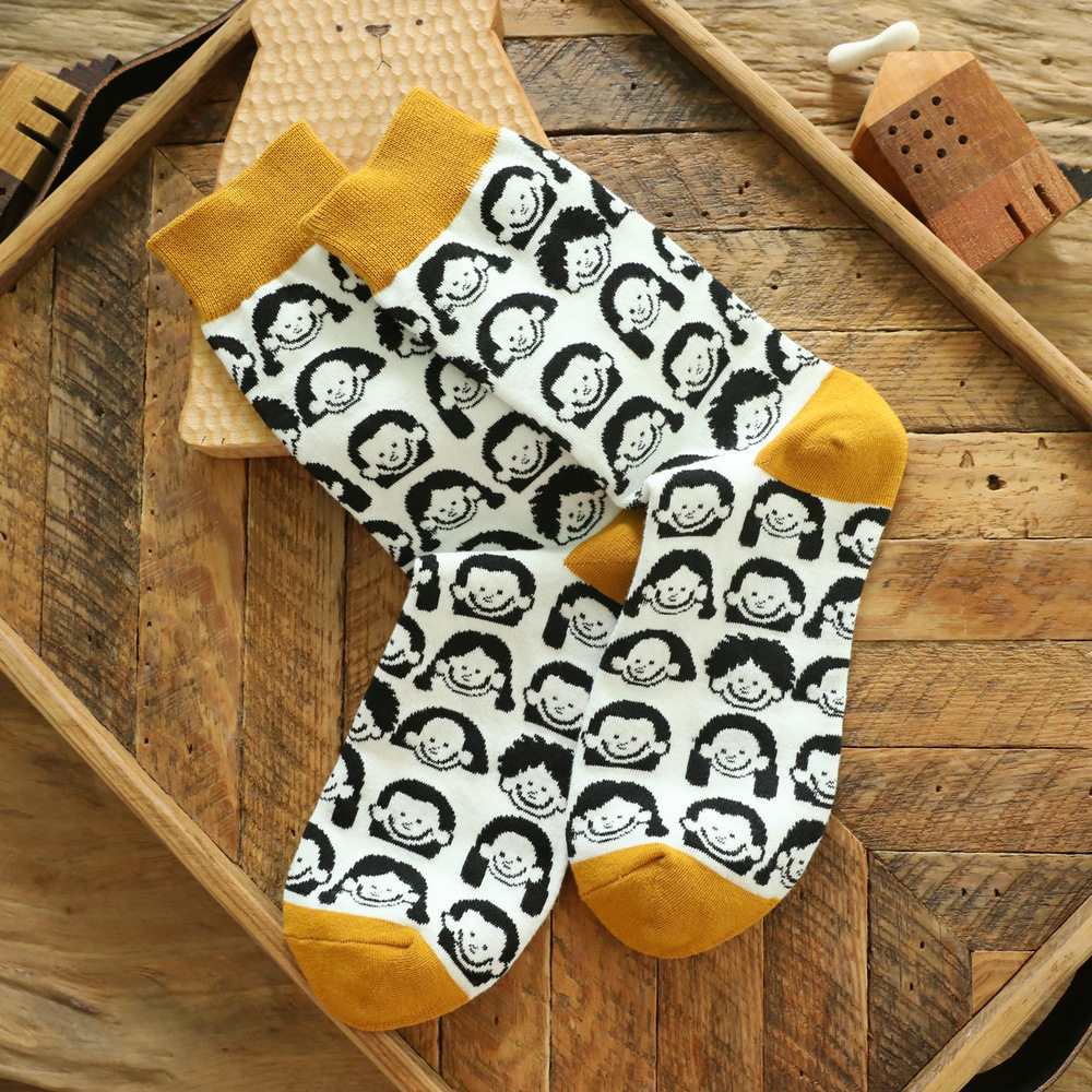 Pop wind four-color head yokoneko four-color cartoon pop face jacquard mid-tube pile socks women's socks
