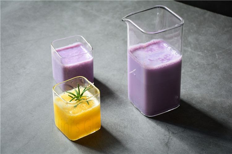 Nhật Bản phong cách thủ công kính chịu nhiệt vuông nhỏ cốc pudding cốc 100ML cốc cà phê nhỏ tươi sáng cốc binh dung nuoc