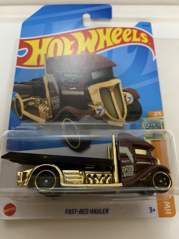 Hot Wheels Hot Little Sports Car Fast-Bed Hauler 11/250
