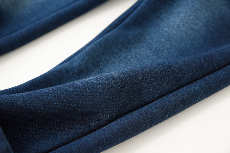 Trẻ em mềm mại và ấm áp cộng với quần jean giả nhung quần legging ấm mùa đông yếm jean cho bé gái