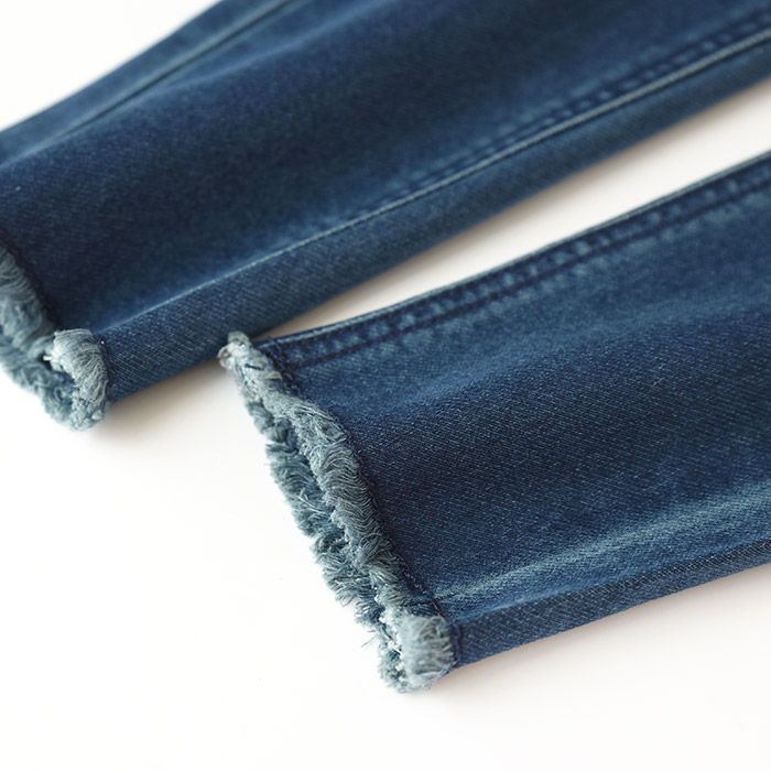 Cô gái dệt kim Jeans mềm mại và đàn hồi Quần trẻ em Quần hoang dã Chàng trai lớn mùa thu và mùa đông quần áo be gái 10 tuổi