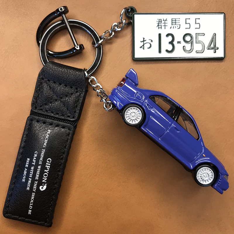 Брелок Genuine AE86 автомобильный подвесной (GIPYON), сплавной модель, подарочная коробка и гравировка