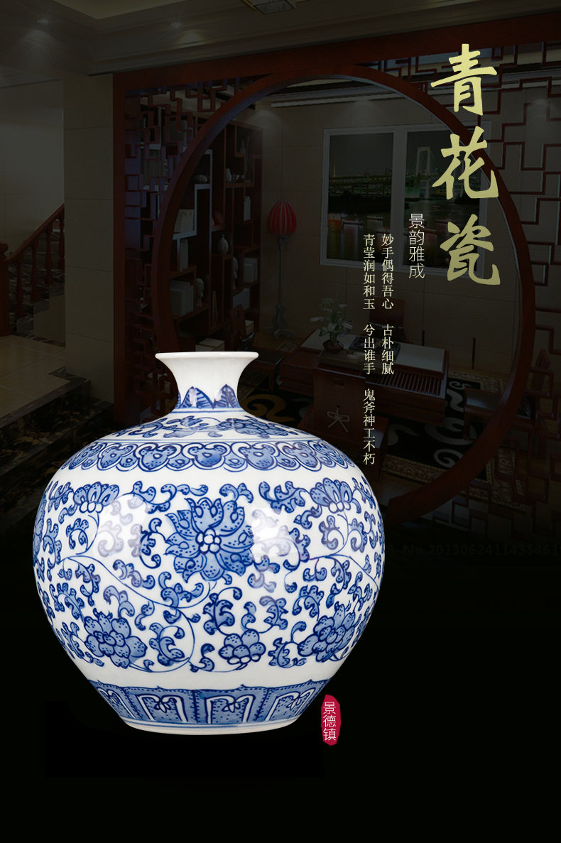 Jingdezhen ceramic Chinese style furnishing articles furnishing articles home sitting room is blue and white porcelain vase decorations arts and crafts porcelain