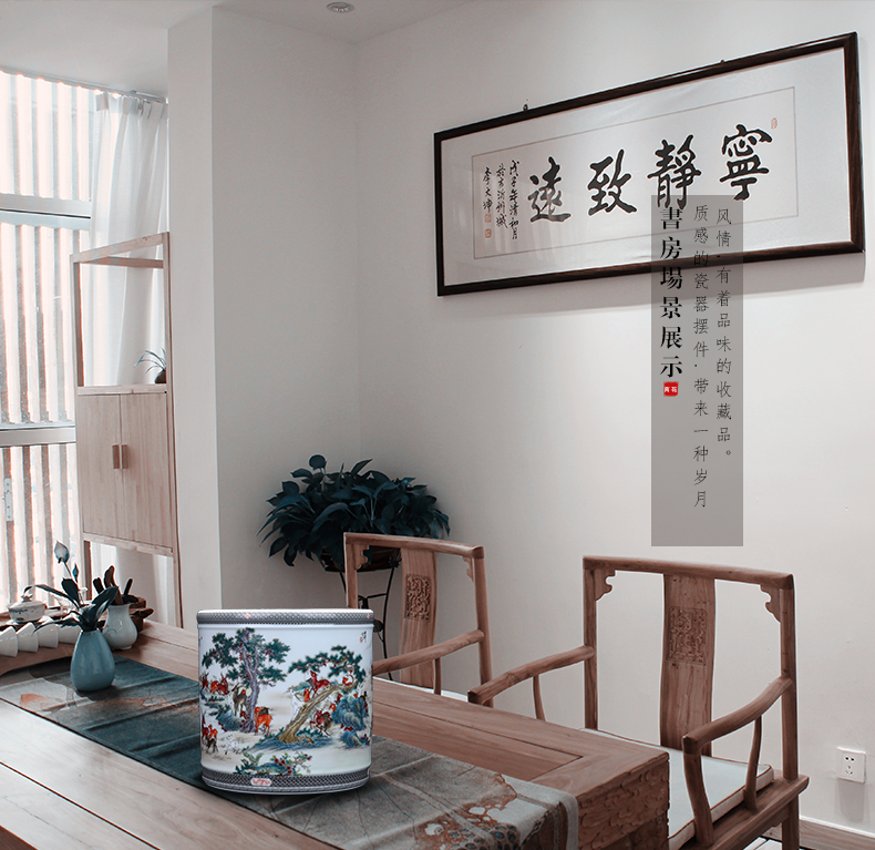 Jingdezhen ceramic I contracted the deer pen container large household study desk China ornament
