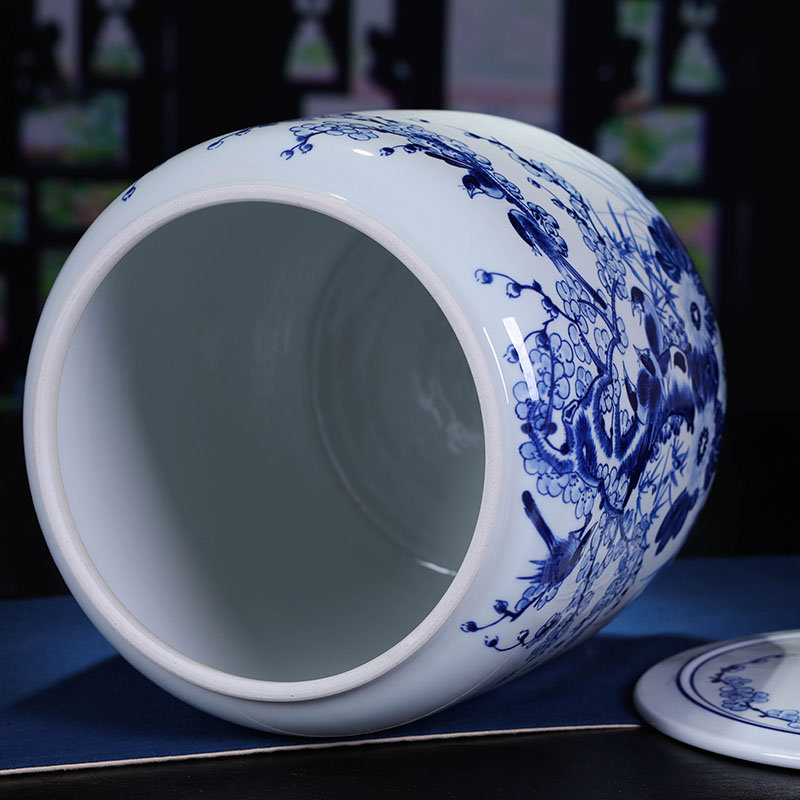 Jingdezhen ceramic hand - made pay-per-tweet tea pot large puer tea cake tea cake cylinder seal box