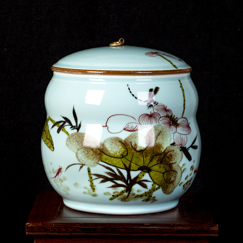 Jingdezhen ceramic wine accessories sealed tank storage tank furnishing articles creative household act the role ofing is tasted TV ark, porcelain