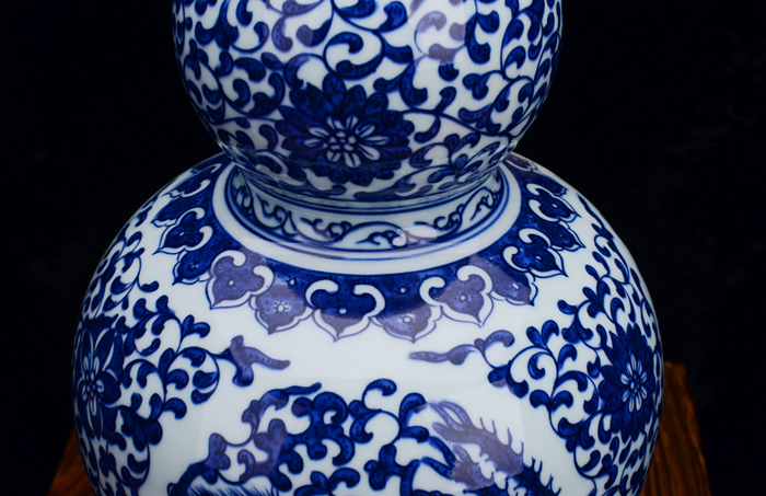Jingdezhen blue and white gourd archaize ceramics porcelain vase living room TV ark place to live in arts and crafts