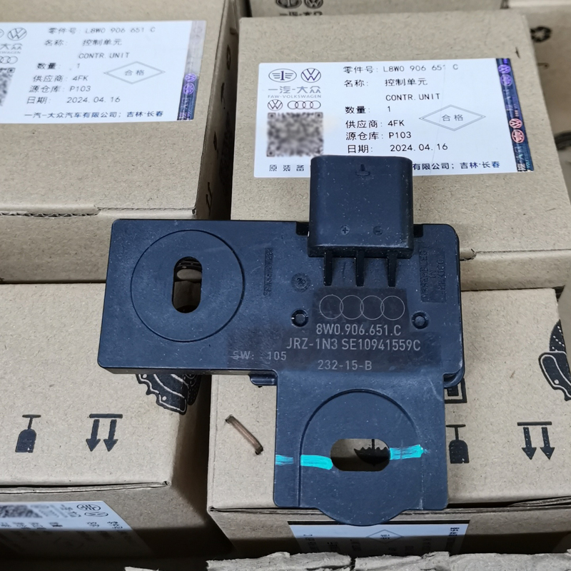 Suitable for 17-24 Models of Audi A4Lb9 Fuel Tank Leak Diagnostic Module Temperature Sensor Original Factory Suitable for 17-24 Models of Audi A4Lb9 Fuel Tank Leak Diagnostic Module Temperature Sensor Original Factory