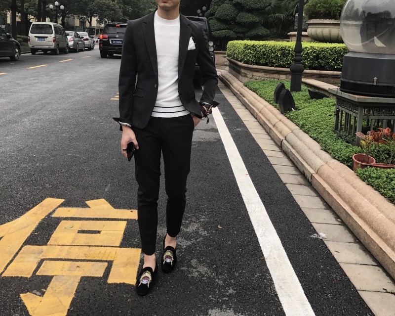 Xuân 2018 tên tuổi lớn vải cao cấp đơn giản phiên bản Hàn Quốc của bộ đồ nhỏ tự trồng phù hợp với bộ đồ thời trang nam quần tây nam