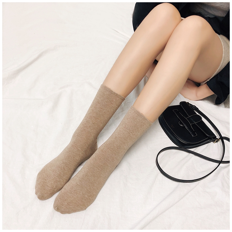 Chim cánh cụt Inking Pot giá xuất xưởng hàng ngày vớ cotton màu thuần vớ nữ dại Nhật Bản độc thân không gửi tất bông xù cho bé