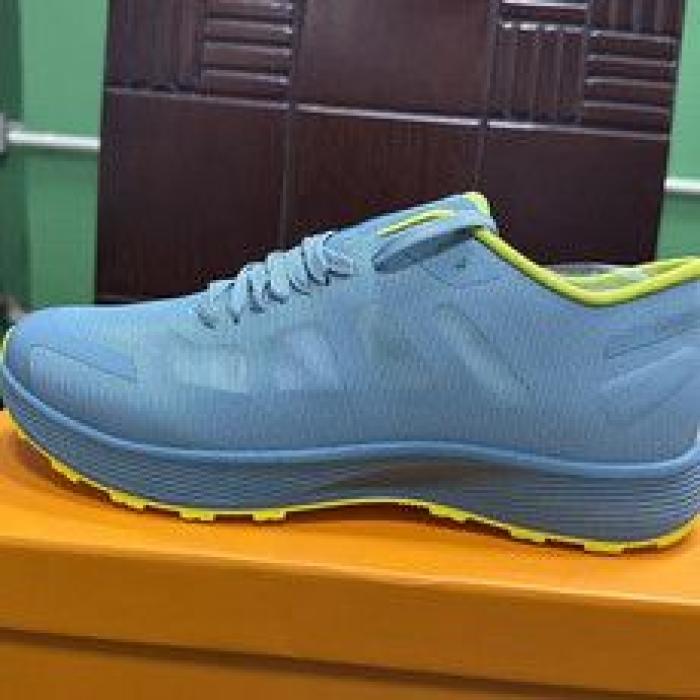 New Expeditionist Thick-Soled Professional Running Shoes, Cushioning, Lightweight, Breathable, Jogging, Jump Rope, Fitness Sports Shoes