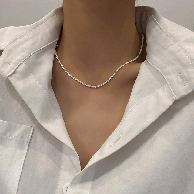 Gold and silver star necklace female summer simple niche design 2022 new trendy light luxury niche exquisite collarbone chain