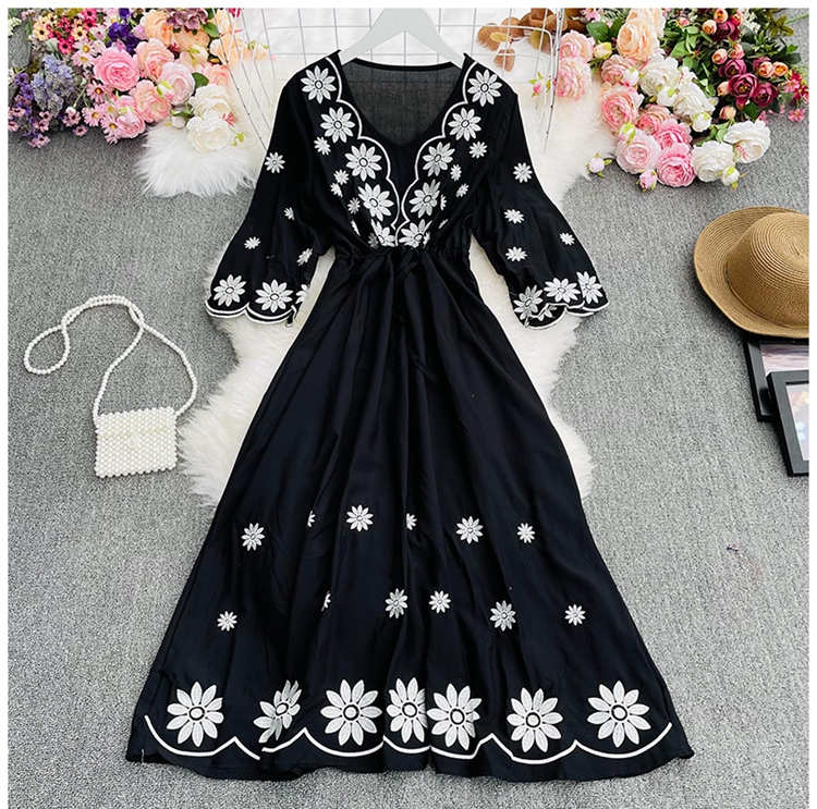 Embroidery v neck longh sleeve slim lace-up dress NSYXG124758