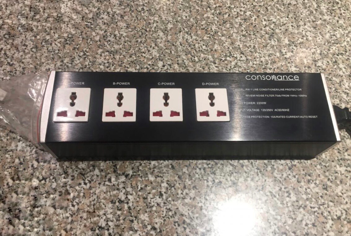 Opera Obo PW-1 four-hole filter socket filter row PW-3 six-hole power outlet plug